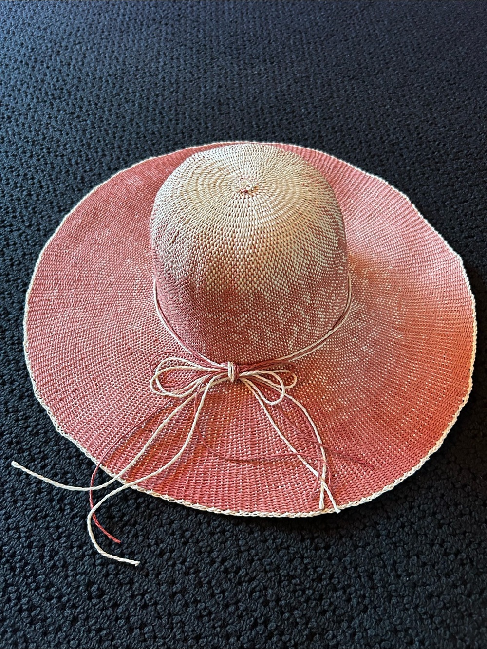 2 chic Light Red  and Natural Straw Wide-Brim Sun Hat 👒 with Bow